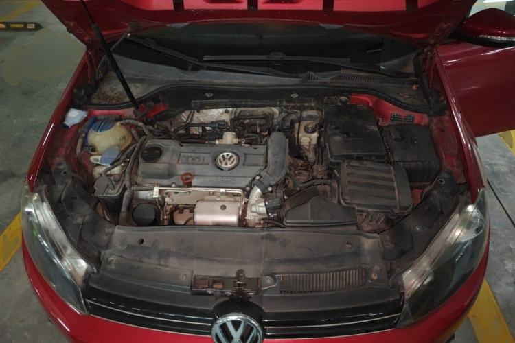 Used Volkswagen Golf 2012 1.4 TSI Automatic Comfort Edition Engine Bay