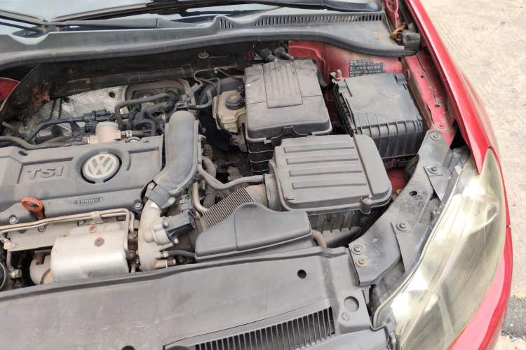 Used Volkswagen Golf 2012 1.4 TSI Automatic Comfort Edition Engine Bay Left