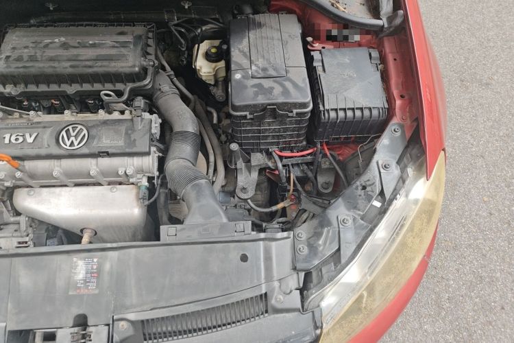 Used Volkswagen Golf 2012 1.6L Automatic Fashion Model Engine Bay Left