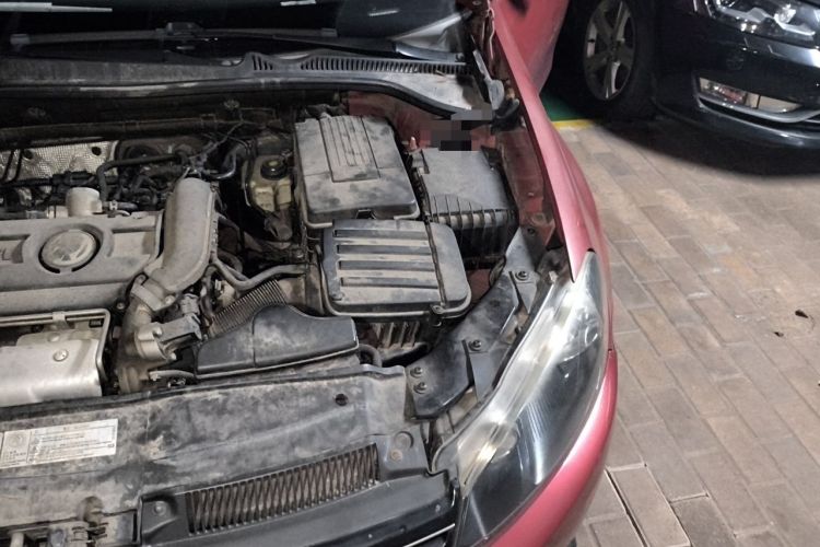 Used Volkswagen Golf 2012 1.4 TSI Automatic Comfort Edition Engine Bay Left
