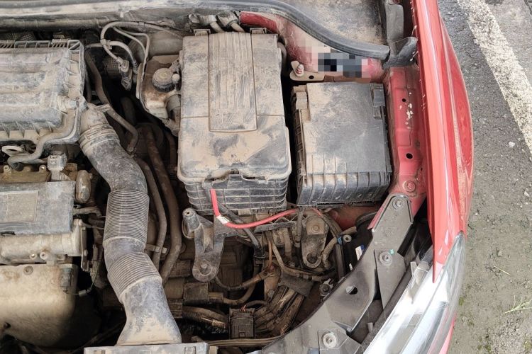 Used Volkswagen Golf 2012 1.6L Automatic Comfort Model Engine Bay Left