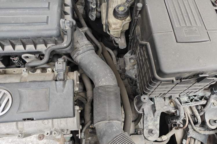 Used Volkswagen Golf 2012 1.6L Automatic Comfort Model Engine Bay Left