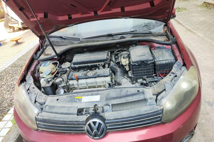 Used Volkswagen Golf 2012 1.6L Automatic Comfort Model Engine Bay