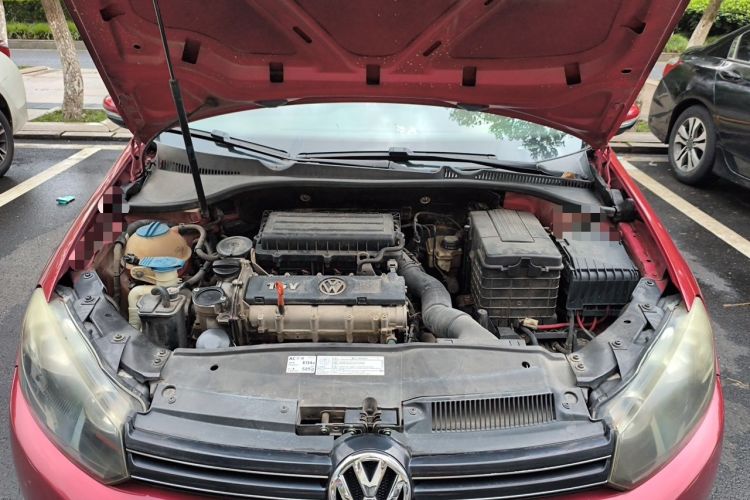 Used Volkswagen Golf 2012 1.6L Automatic Comfort Model Engine Bay
