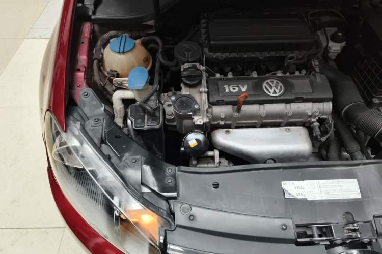 Used Volkswagen Golf 2012 1.6L Automatic Comfort Model Engine Bay Right