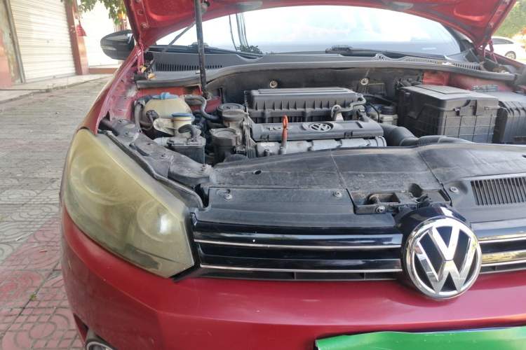 Used Volkswagen Golf 2012 1.6L Automatic Comfort Model Engine Bay Right