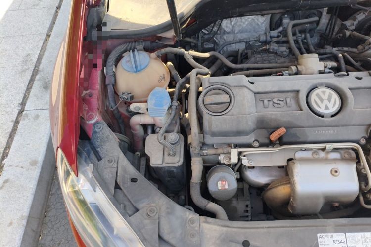Used Volkswagen Golf 2012 1.4 TSI Automatic Comfort Edition Engine Bay Right