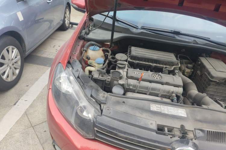 Used Volkswagen Golf 2012 1.6L Automatic Comfort Model Engine Bay Right