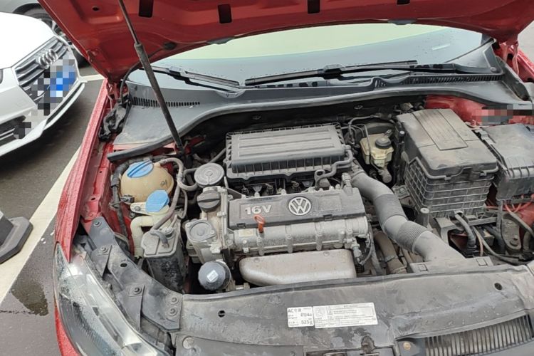 Used Volkswagen Golf 2012 1.6L Automatic Comfort Model Engine Bay Right
