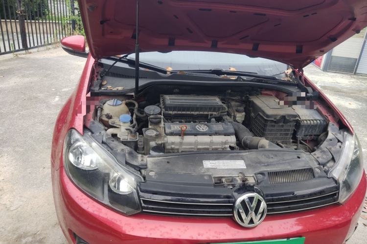 Used Volkswagen Golf 2012 1.6L Automatic Comfort Model Engine Bay Right