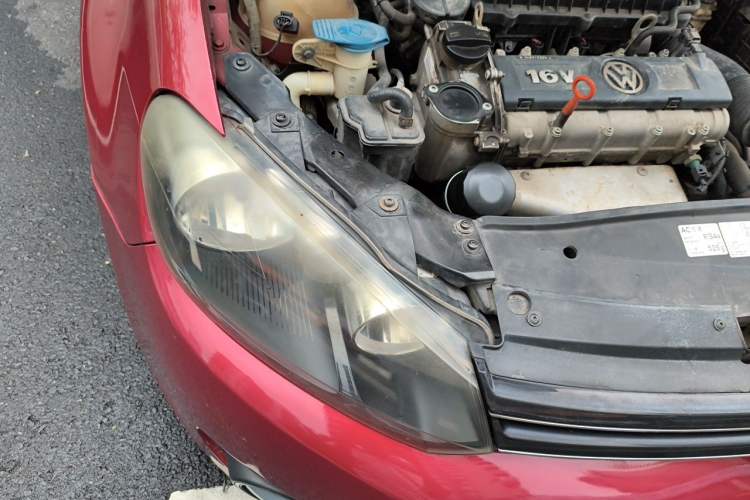 Used Volkswagen Golf 2012 1.6L Automatic Comfort Model Engine Bay Right