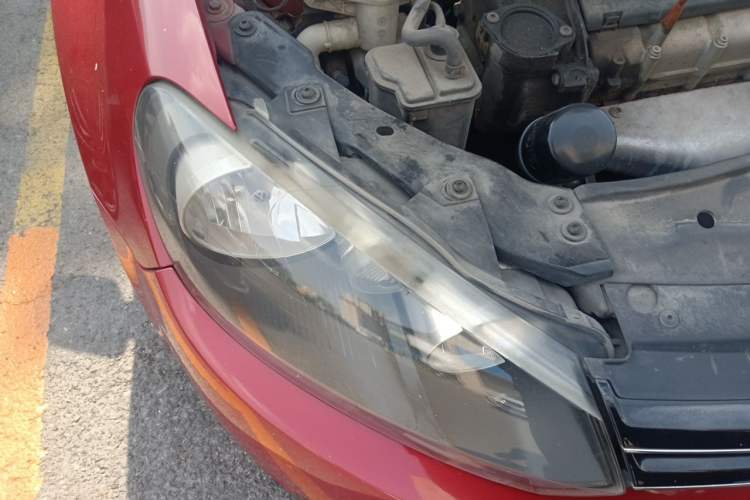 Used Volkswagen Golf 2012 1.6L Automatic Comfort Model Engine Bay Right