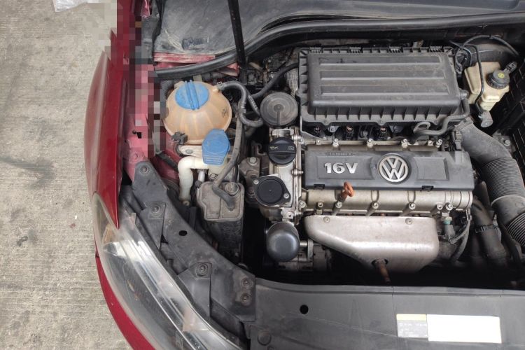 Used Volkswagen Golf 2012 1.6L Automatic Comfort Model Engine Bay Right