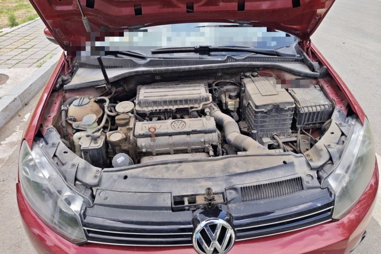 Used Volkswagen Golf 2012 1.6L Automatic Fashion Model Engine Bay