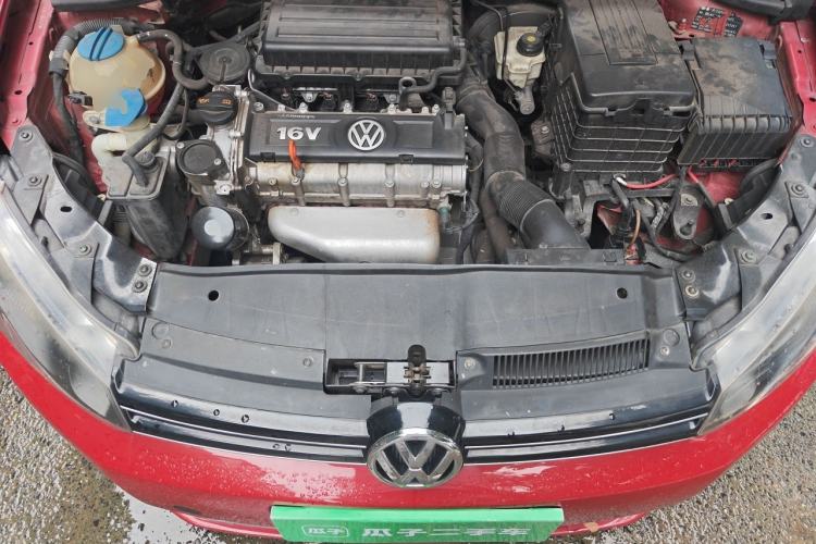 Used Volkswagen Golf 2012 1.6 Manual Comfort Edition Engine Bay