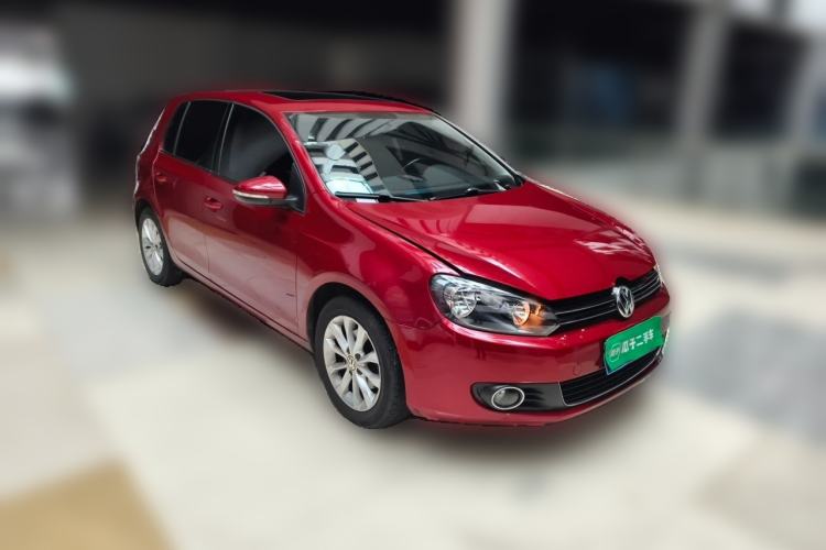 Used Volkswagen Golf 2012 1.6L Automatic Comfort Model Front Right 45 Deg