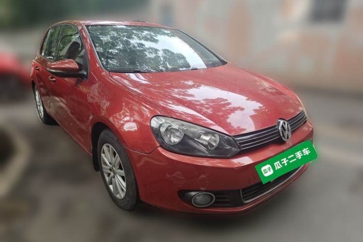 Used Volkswagen Golf 2012 1.6L Automatic Fashion Model Front Right 45 Deg