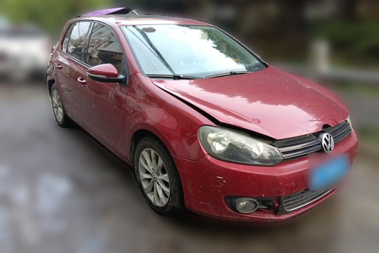 Used Volkswagen Golf 2012 1.6L Automatic Comfort Model Front Right 45 Deg