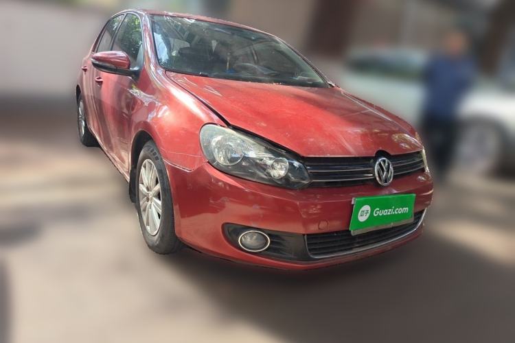 Used Volkswagen Golf 2012 1.6L Automatic Fashion Model Front Right 45 Deg