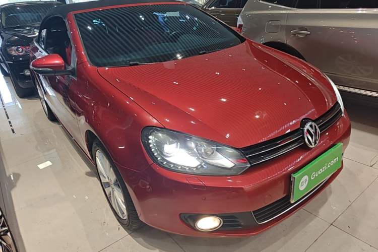Used Volkswagen Golf 2012 1.4TSI Luxury Convertible Edition Front Right 45 Deg
