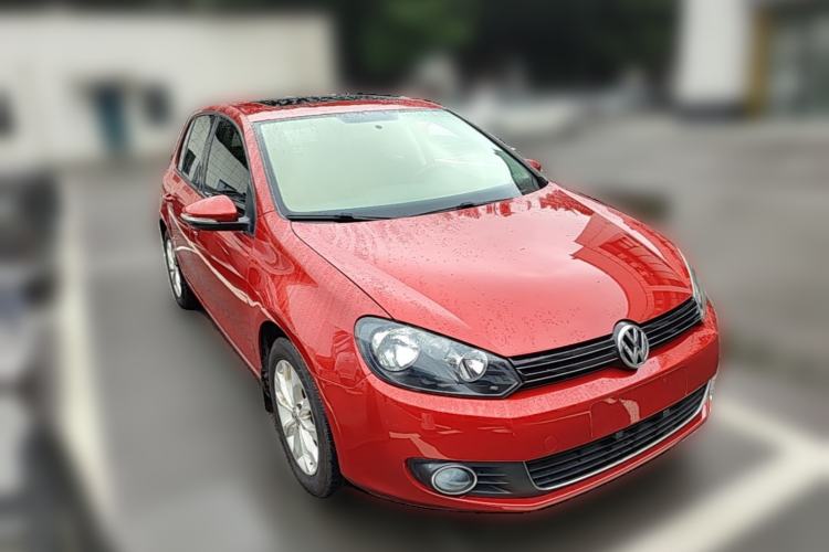 Used Volkswagen Golf 2012 1.6L Automatic Comfort Model Front Right 45 Deg