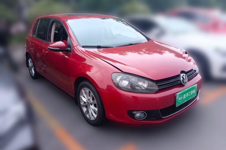 Used Volkswagen Golf 2012 1.6L Automatic Comfort Model Front Right 45 Deg