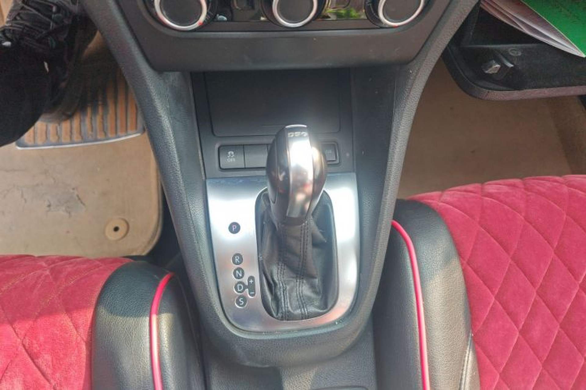 Used Volkswagen Golf 2012 1.4 TSI Automatic Comfort Edition Gear Lever