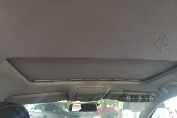 Used Volkswagen Golf 2012 1.6 Manual Comfort Edition Headliner