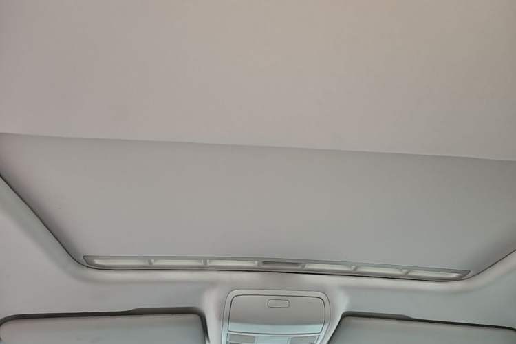 Used Volkswagen Golf 2012 1.6L Automatic Comfort Model Headliner