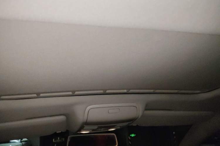 Used Volkswagen Golf 2012 1.6L Automatic Comfort Model Headliner