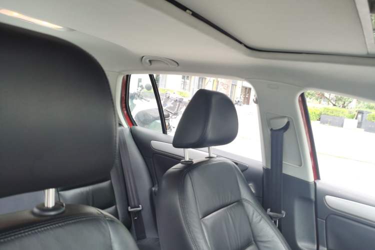 Used Volkswagen Golf 2012 1.4TSI Automatic Luxury Edition Headliner