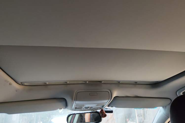 Used Volkswagen Golf 2012 1.6L Automatic Comfort Model Headliner