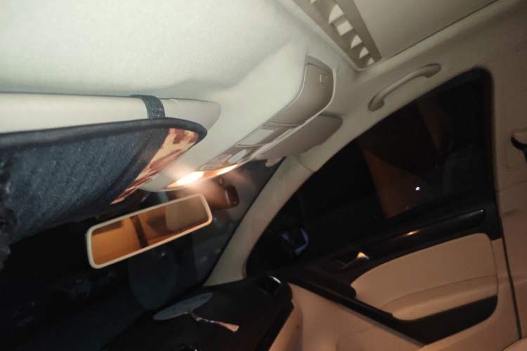 Used Volkswagen Golf 2012 1.4 TSI Automatic Comfort Edition Headliner
