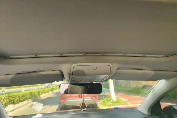 Used Volkswagen Golf 2012 1.6L Automatic Comfort Model Headliner