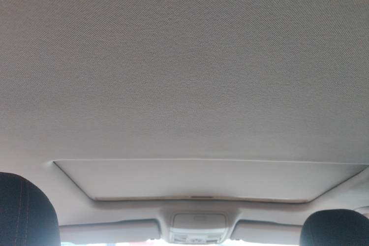 Used Volkswagen Golf 2012 1.6 Manual Comfort Edition Headliner