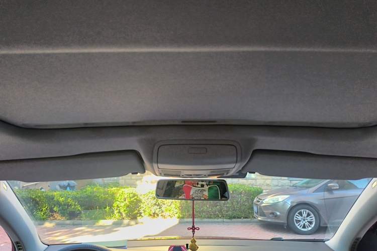 Used Volkswagen Golf 2012 1.6L Automatic Comfort Model Headliner