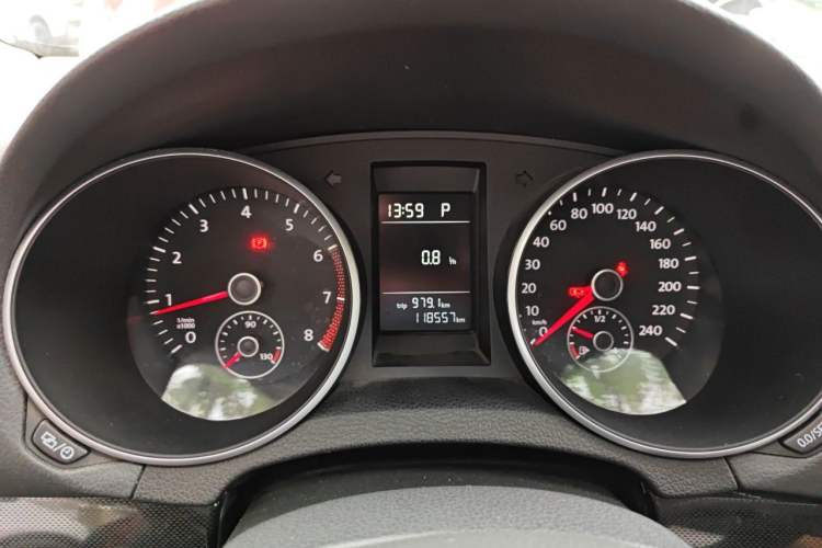 Used Volkswagen Golf 2012 1.4 TSI Automatic Comfort Edition Instrument Cluster