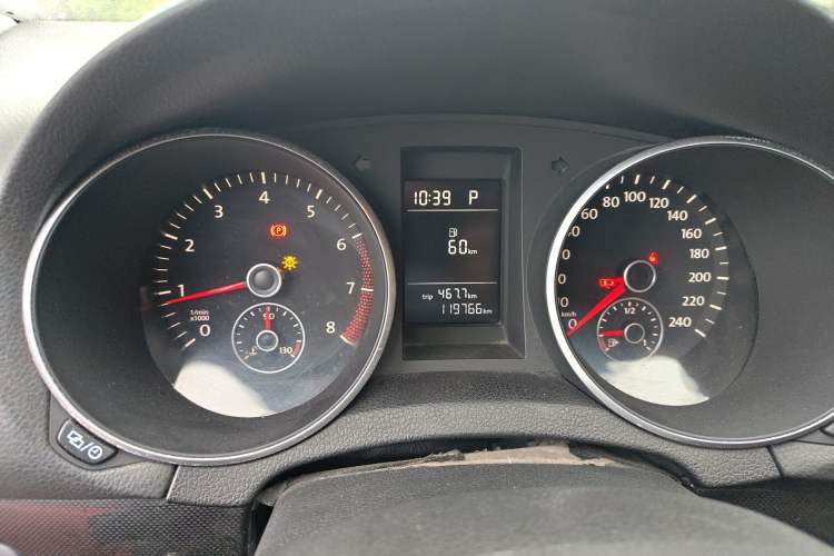 Used Volkswagen Golf 2012 1.6L Automatic Comfort Model Instrument Cluster