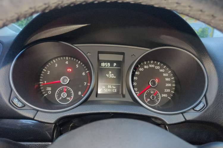 Used Volkswagen Golf 2012 1.6L Automatic Comfort Model Instrument Cluster