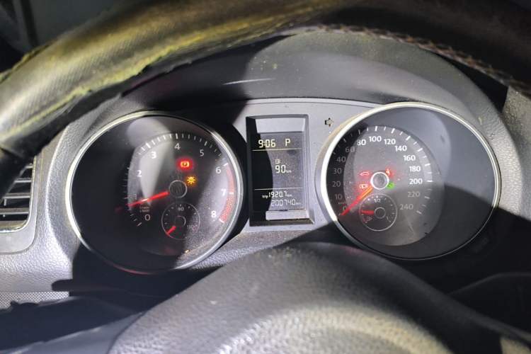Used Volkswagen Golf 2012 1.4 TSI Automatic Comfort Edition Instrument Cluster