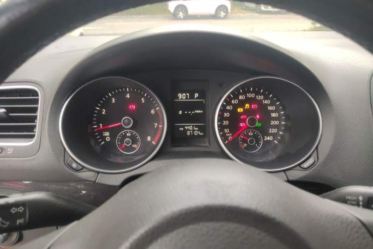 Used Volkswagen Golf 2012 1.6L Automatic Comfort Model Instrument Cluster