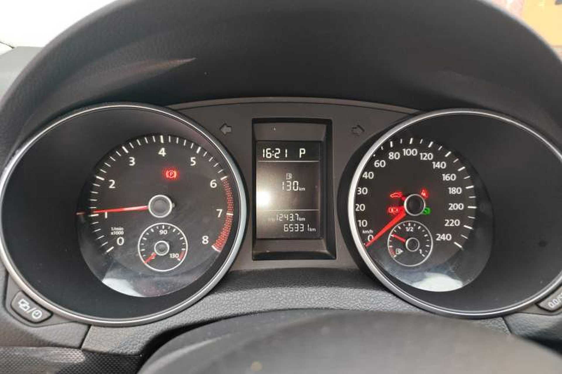 Used Volkswagen Golf 2012 1.6L Automatic Comfort Model Instrument Cluster