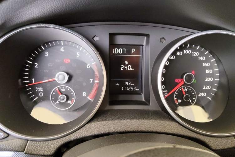 Used Volkswagen Golf 2012 1.6L Automatic Comfort Model Instrument Cluster