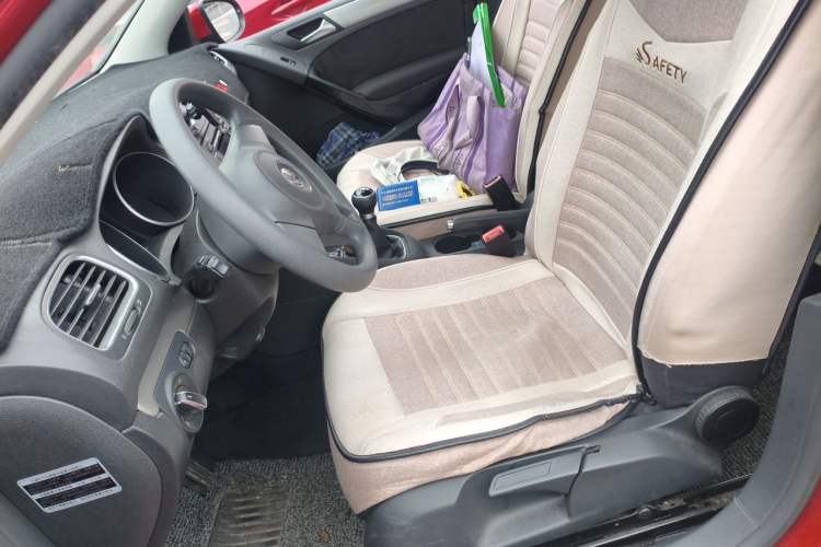 Used Volkswagen Golf 2012 1.6 Manual Fashion Edition Left Front Seat