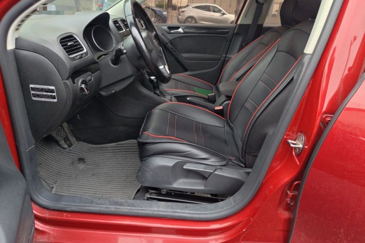 Used Volkswagen Golf 2012 1.6L Automatic Comfort Model Left Front Seat