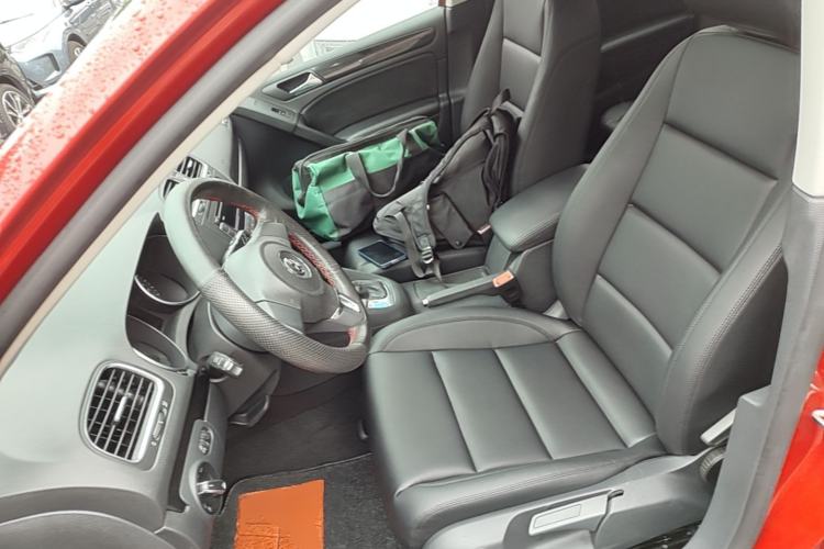 Used Volkswagen Golf 2012 1.6L Automatic Comfort Model Left Front Seat