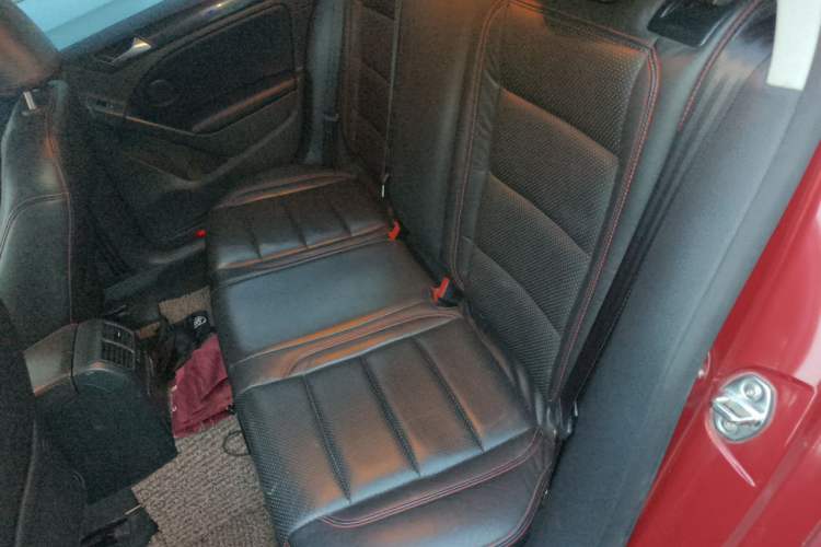 Used Volkswagen Golf 2012 1.6L Automatic Comfort Model Left Rear Seat