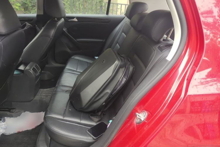 Used Volkswagen Golf 2012 1.6L Automatic Comfort Model Left Rear Seat