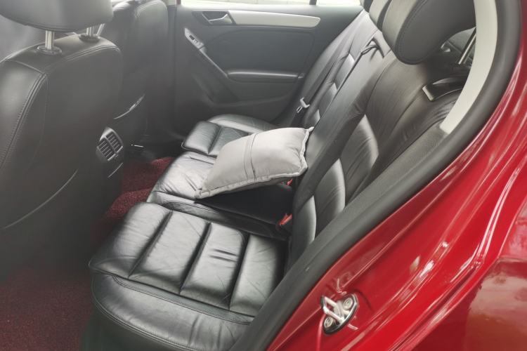 Used Volkswagen Golf 2012 1.4TSI Automatic Luxury Edition Left Rear Seat