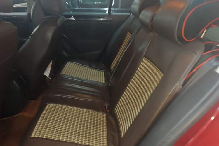 Used Volkswagen Golf 2012 1.6L Automatic Comfort Model Left Rear Seat